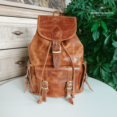 Leather backpack Classic Design - Medium